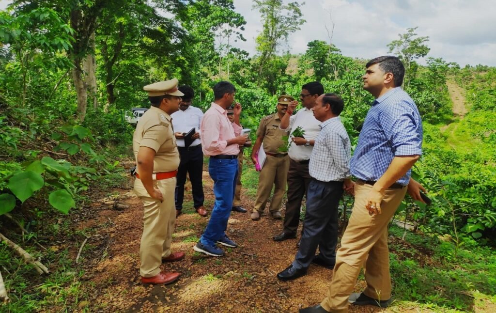 डिभिजन वन कार्यालयले वन क्षेत्रको अनुगमन गर्न ड्रोन प्रयोग गर्दैछ