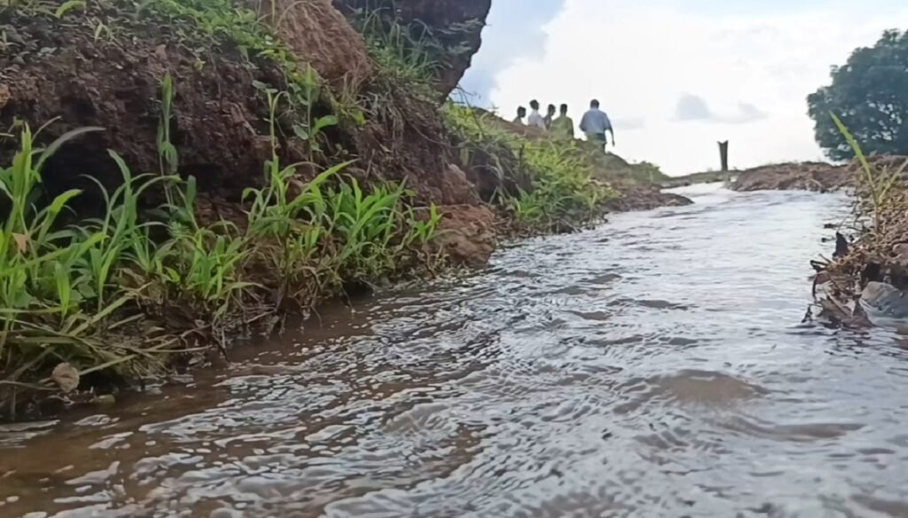 बासिन्दाहरूले सिँचाइ नहरबाट धेरै तरिकाले लाभ उठाउन सक्छन्