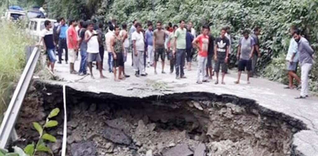 राष्ट्रिय राजमार्ग 10 आज राति 12 बजीसम्म बन्द