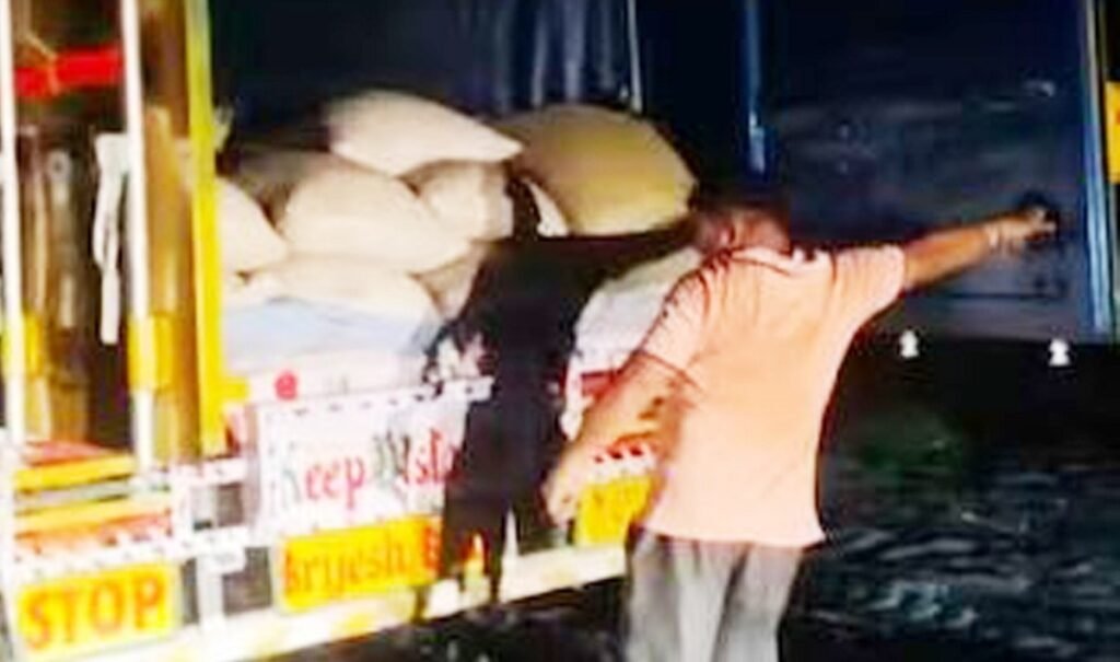 प्रायः 1.5 करोड़को पोस्तादाना जफत