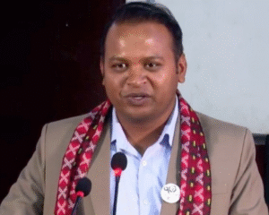 श्रममन्त्री पदमुक्त, रास्वपाले गर्‍यो राइट ट रिकल