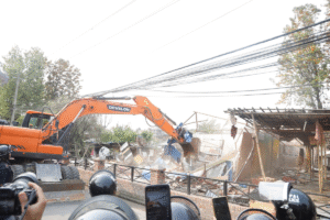 ठापाथलीमा अव्यवस्थित बस्ती हटाइयो