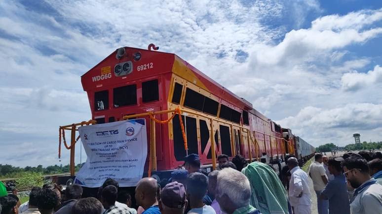 पहिलो प्रत्यक्ष मालवाहक रेल सञ्चालन भारत-नेपाल व्यापार र पहुँचमा नयाँ अध्यायको सुरुवात