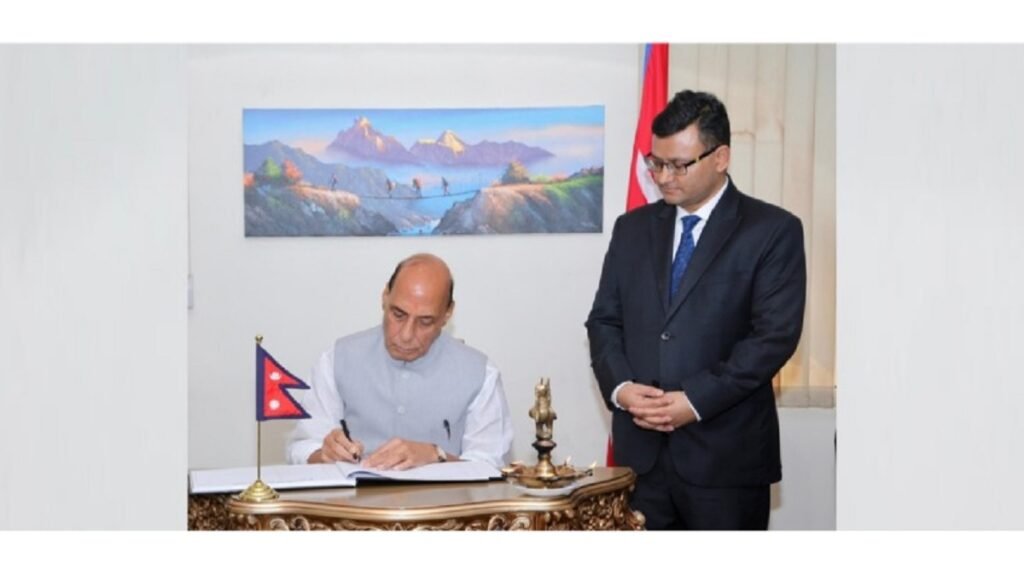 नेपालको कठिन अवस्थामा भारतको सहयोग निरन्तर रहन्छ : भारतीय रक्षामन्त्री सिंह