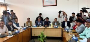 संकटको घडीमा विभाजित नभई एकजुट भएर सरकारलाई सघाउने दलहरुको प्रतिवद्धता