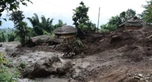 पहिरोमा ८ जनाको मृत्यु