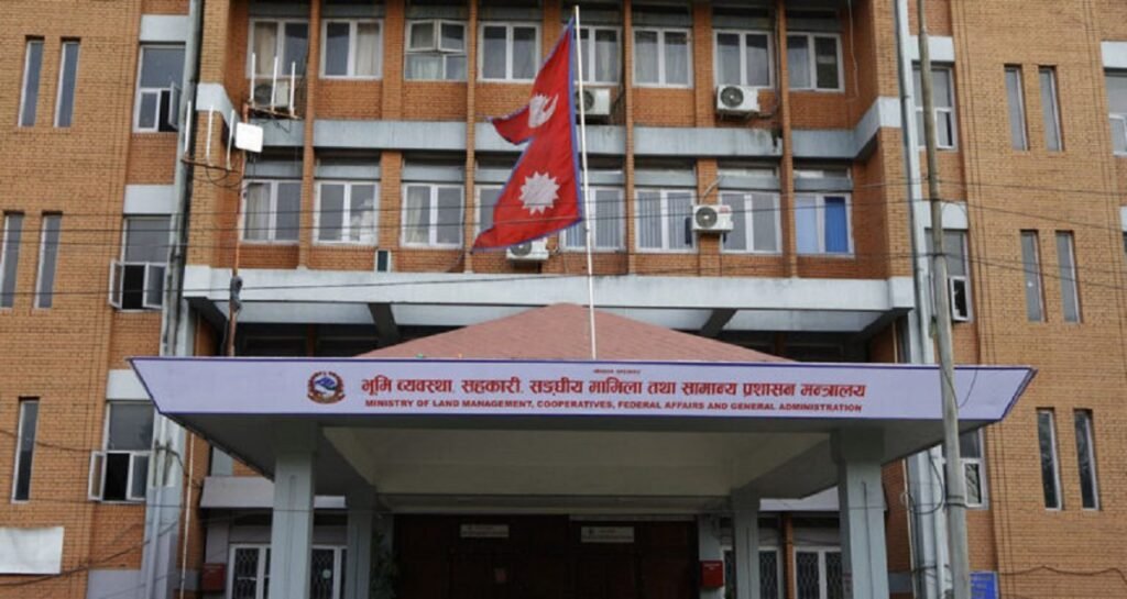 सरकारले अब ज्यालादारी र करारमा कर्मचारी नियुक्त नगर्ने